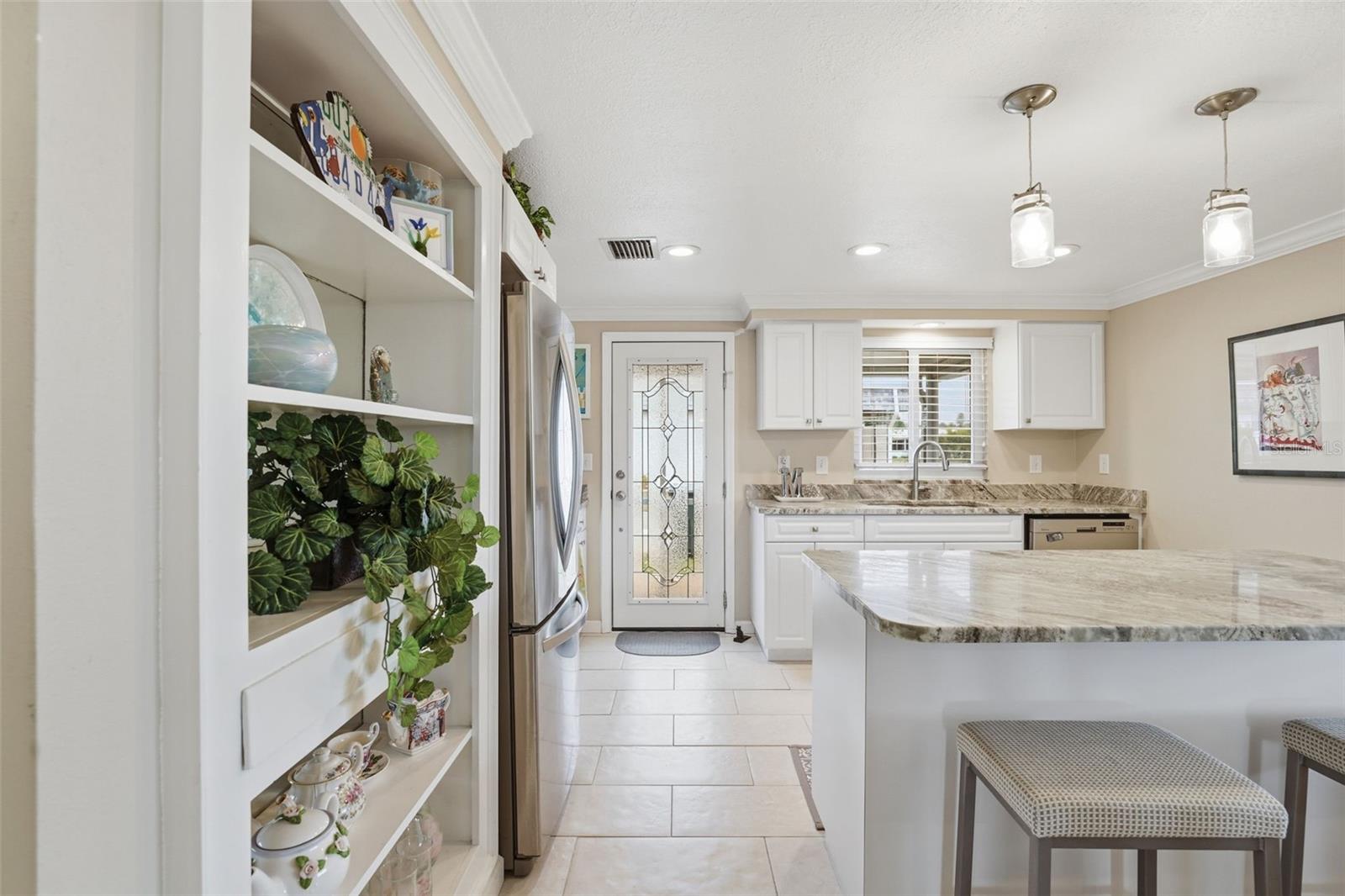 690 CIRCLEWOOD DR #W8, VENICE, FL, 34293