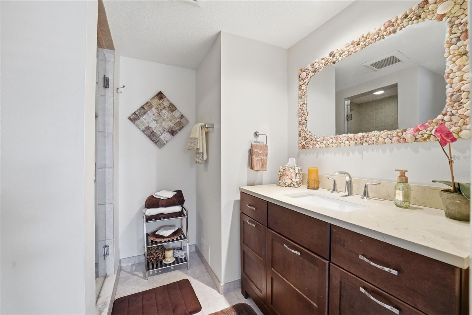 690 CIRCLEWOOD DR #W8, VENICE, FL, 34293