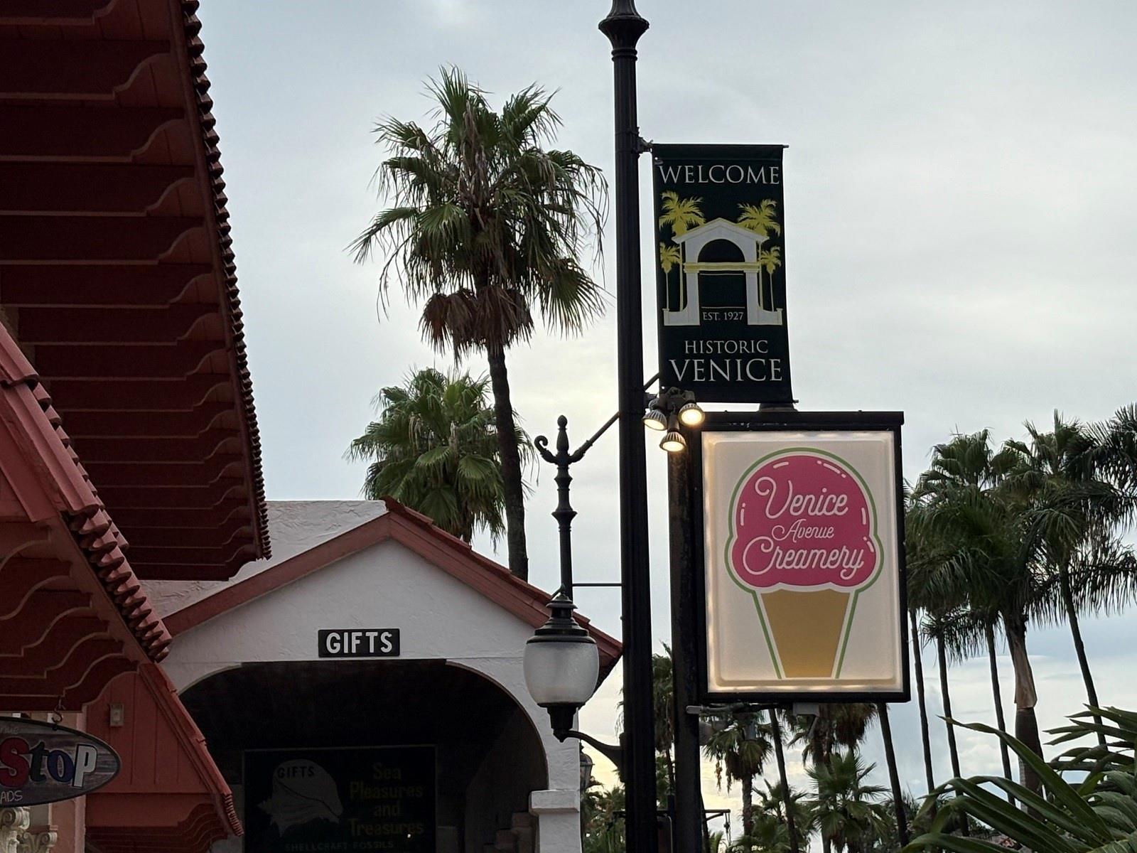 690 CIRCLEWOOD DR #W8, VENICE, FL, 34293