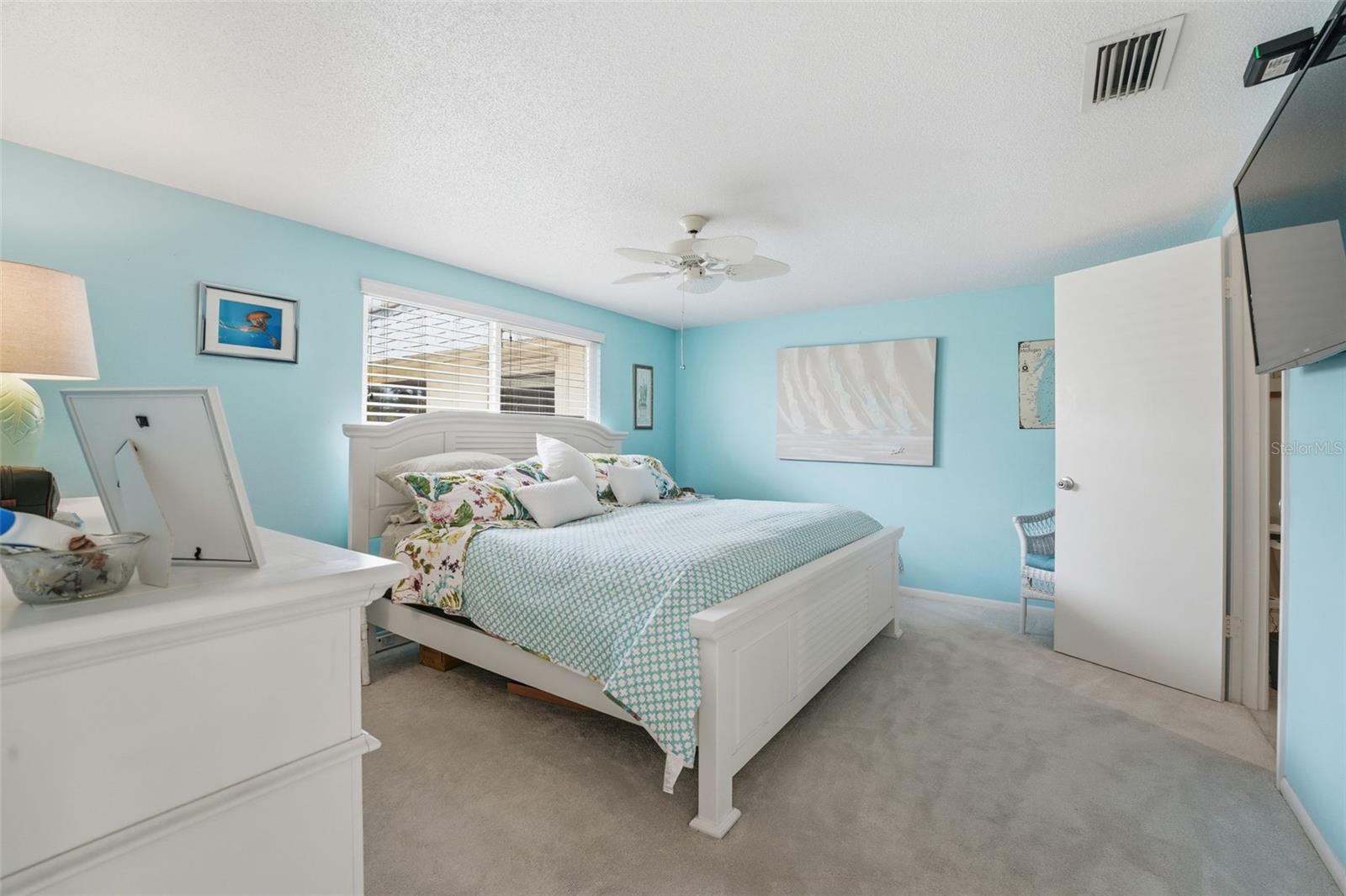 690 CIRCLEWOOD DR #W8, VENICE, FL, 34293