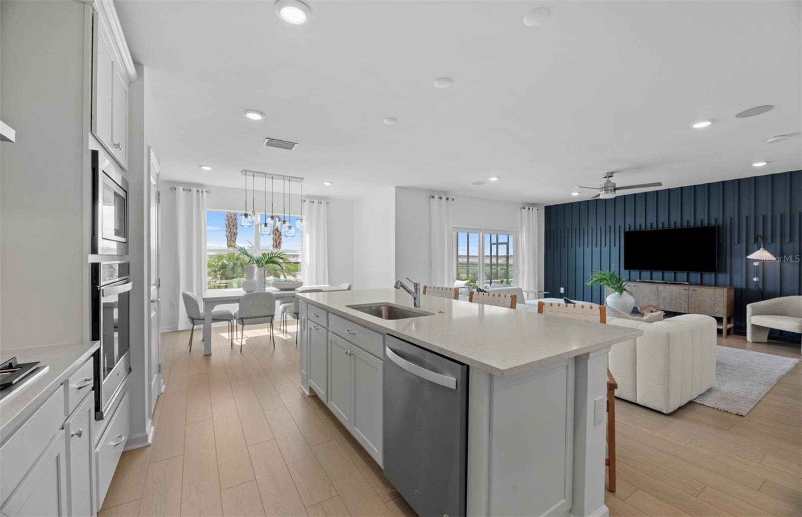 3654 CAMBRIDGE BROOK DRIVE, DAVENPORT, FL, 33837