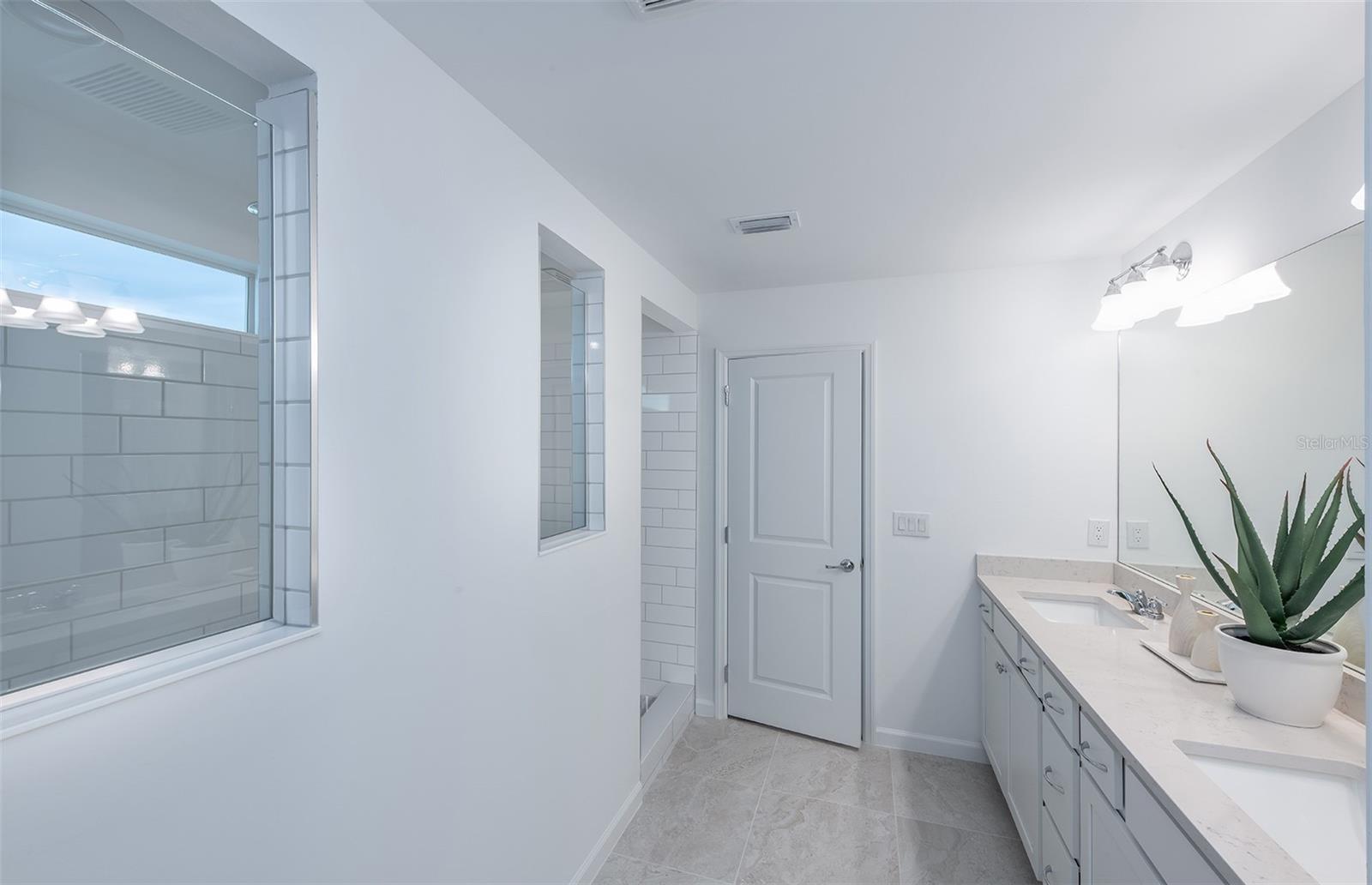 3654 CAMBRIDGE BROOK DRIVE, DAVENPORT, FL, 33837