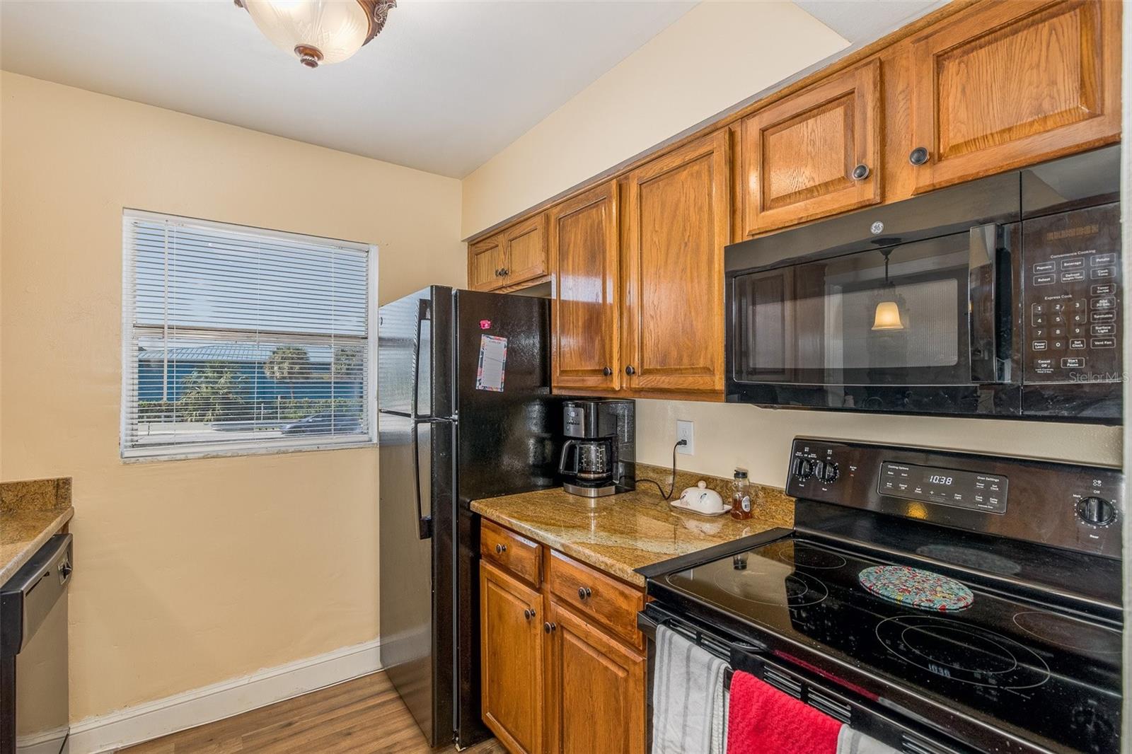 9001 TUDOR DR #H210, TAMPA, FL, 33615