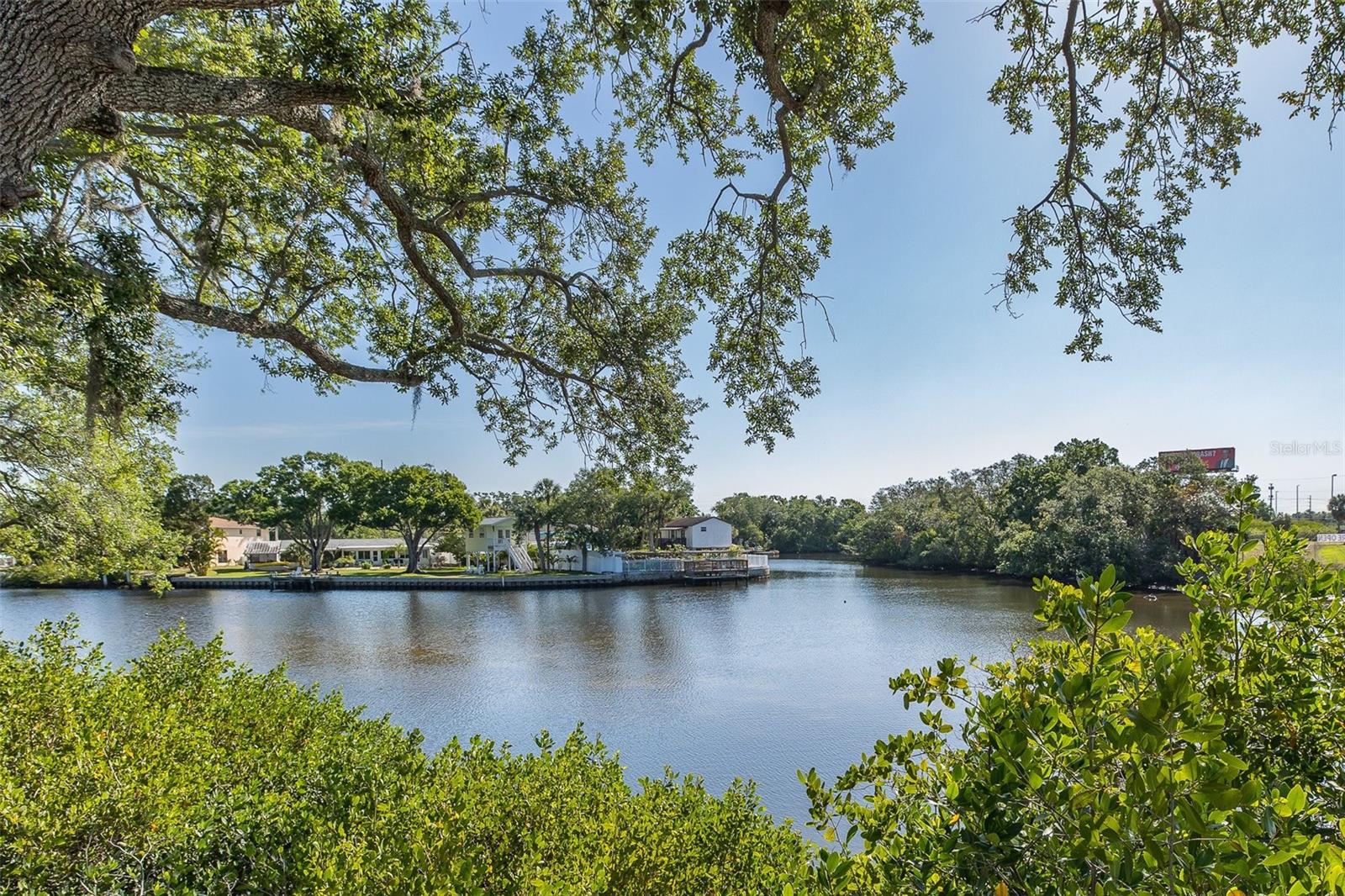 9001 TUDOR DR #H210, TAMPA, FL, 33615