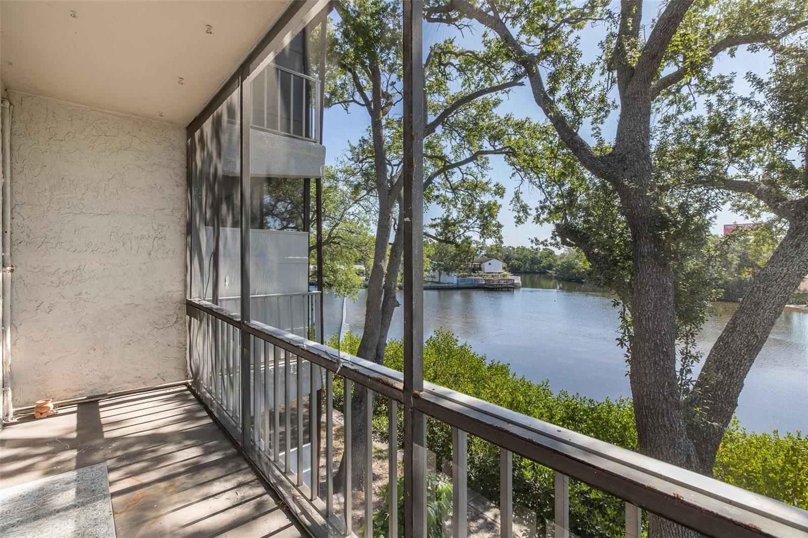 9001 TUDOR DR #H210, TAMPA, FL, 33615