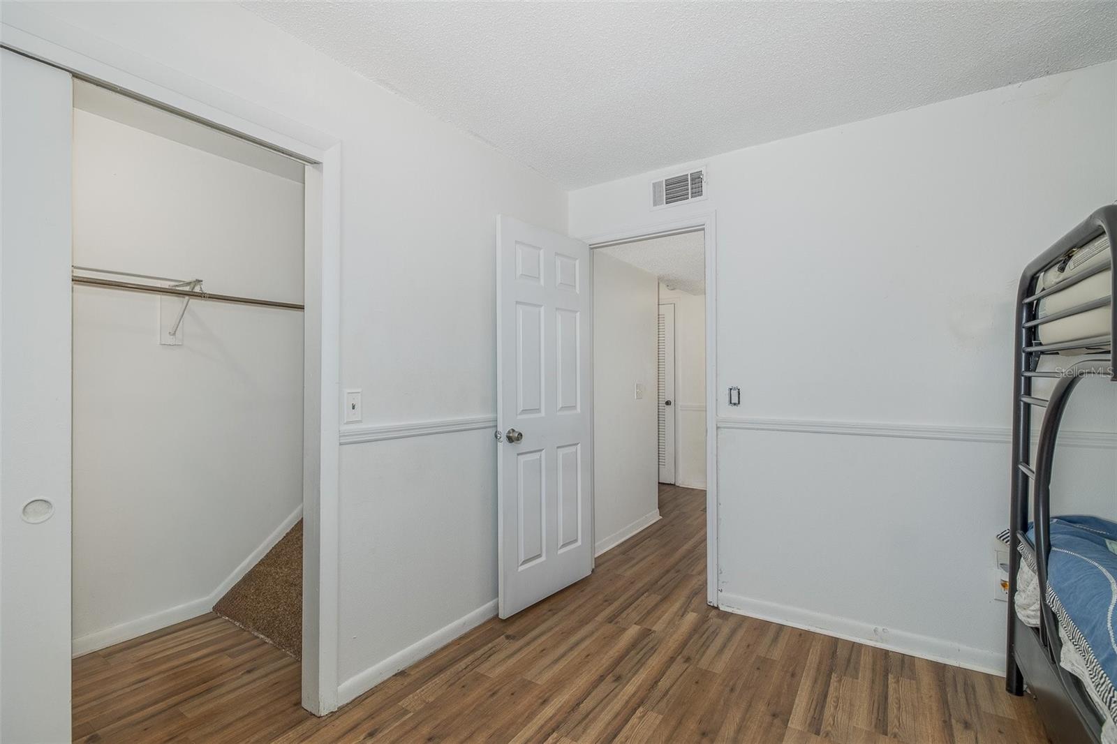 9001 TUDOR DR #H210, TAMPA, FL, 33615