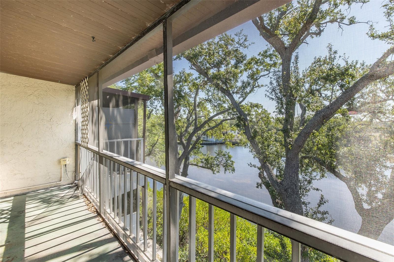 9001 TUDOR DR #H210, TAMPA, FL, 33615