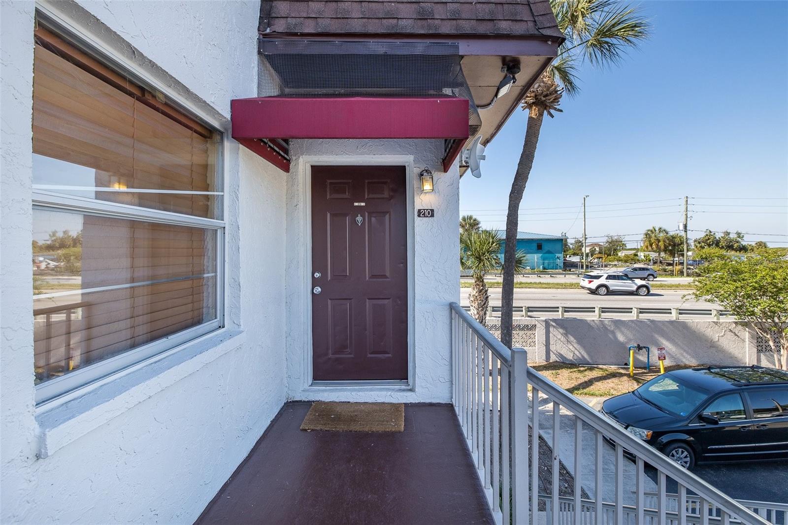 9001 TUDOR DR #H210, TAMPA, FL, 33615