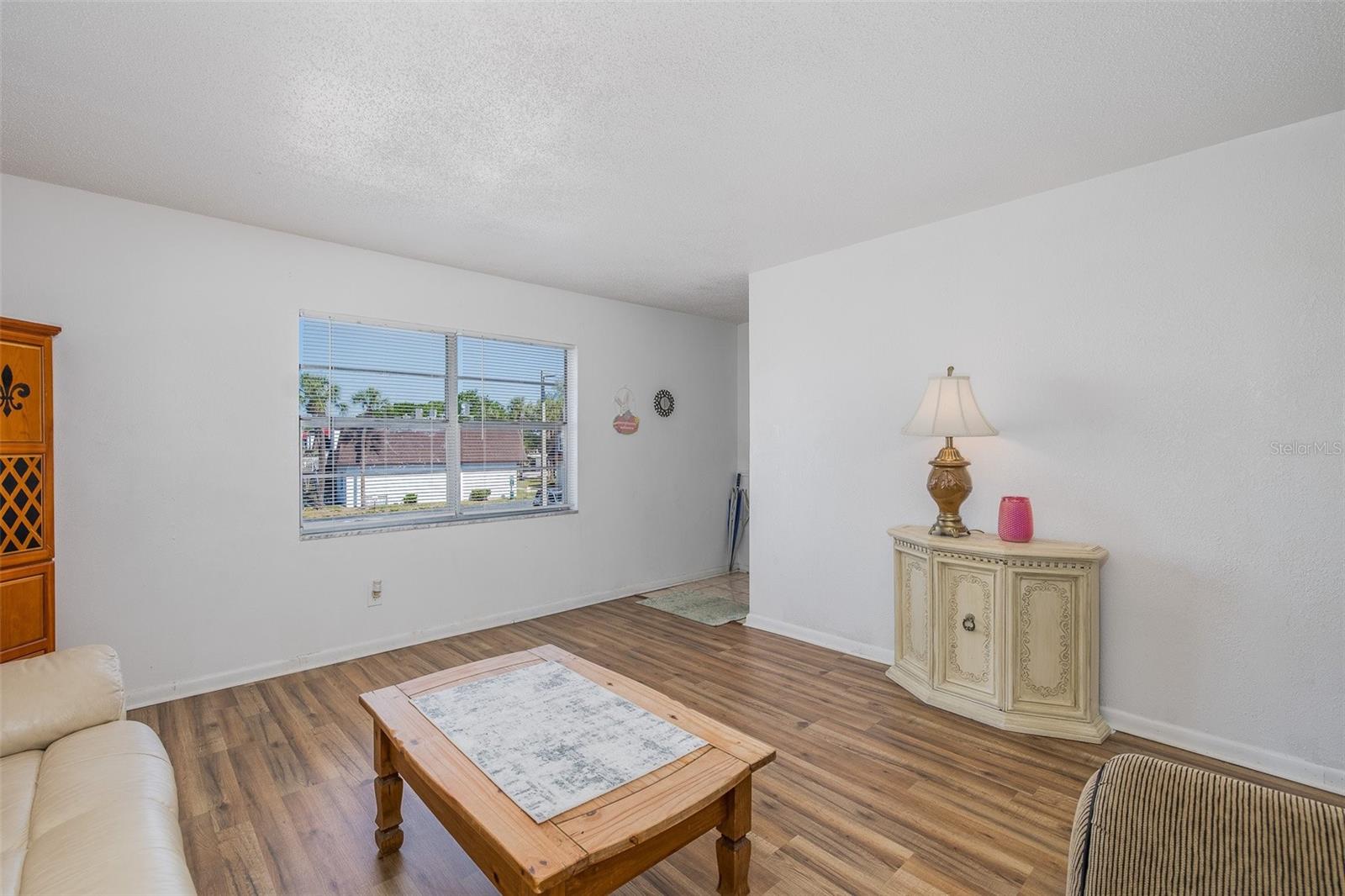 9001 TUDOR DR #H210, TAMPA, FL, 33615