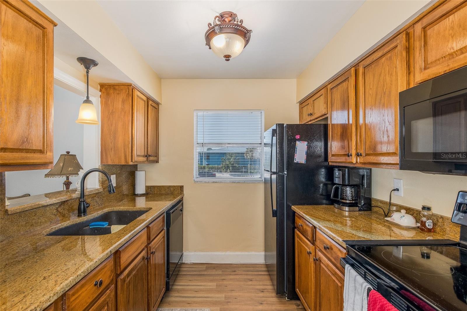 9001 TUDOR DR #H210, TAMPA, FL, 33615