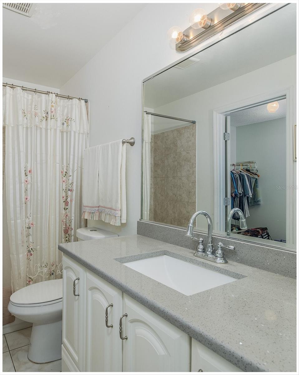 9001 TUDOR DR #H210, TAMPA, FL, 33615