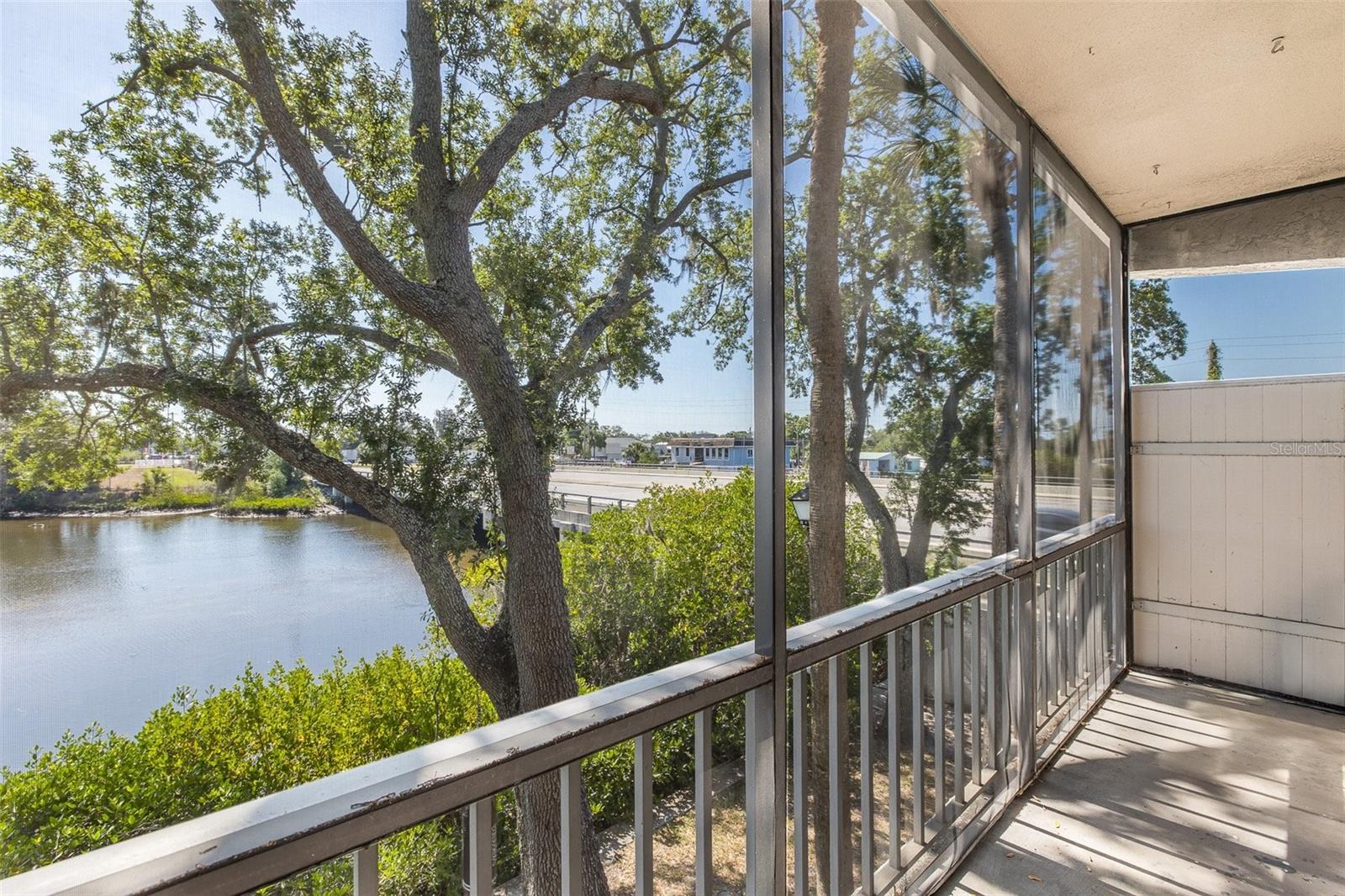 9001 TUDOR DR #H210, TAMPA, FL, 33615