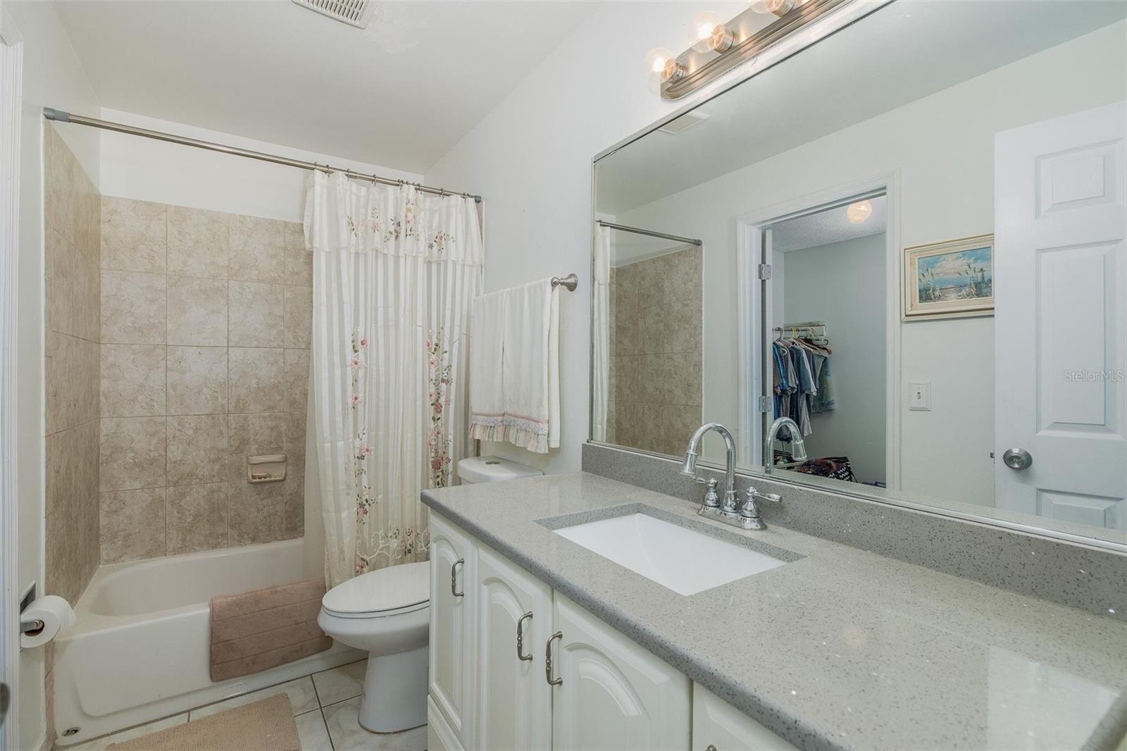 9001 TUDOR DR #H210, TAMPA, FL, 33615