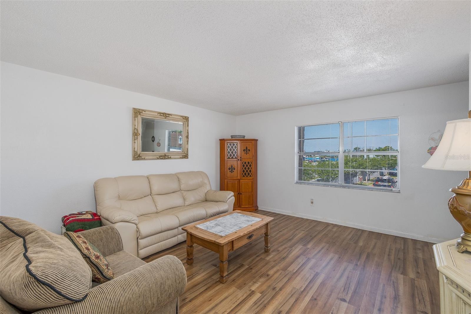 9001 TUDOR DR #H210, TAMPA, FL, 33615