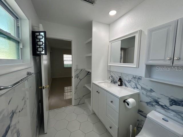 6427 109TH AVE N, PINELLAS PARK, FL, 33782