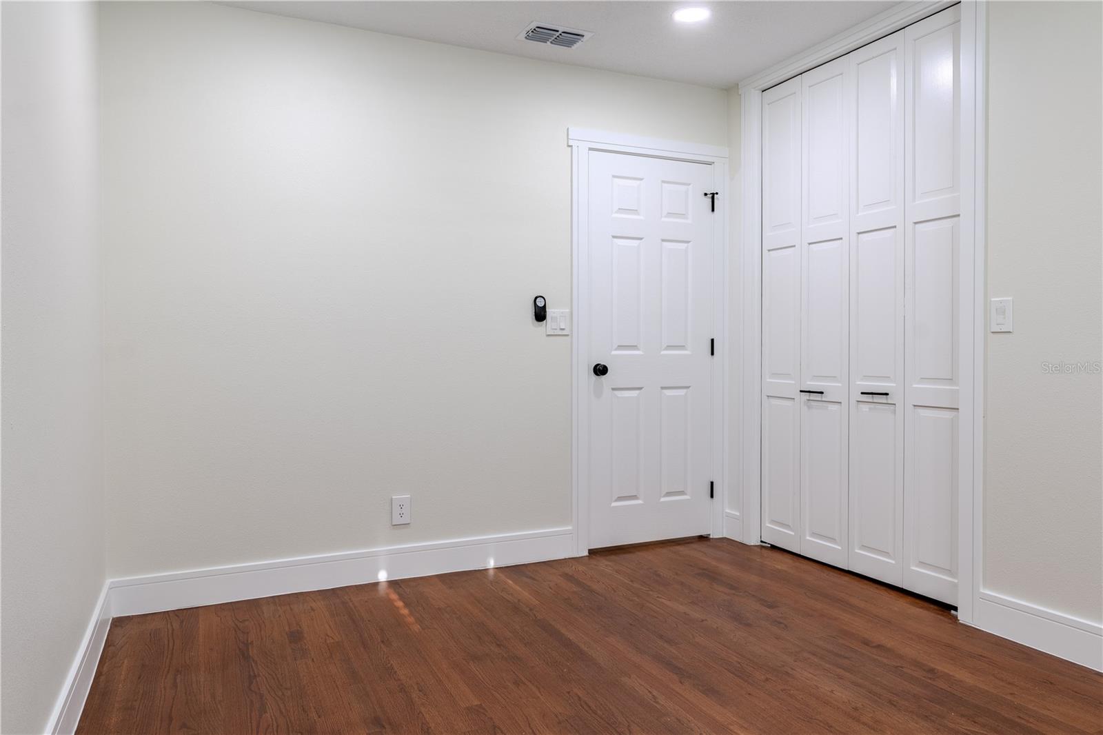 226 WILLOWICK AVE, TEMPLE TERRACE, FL, 33617