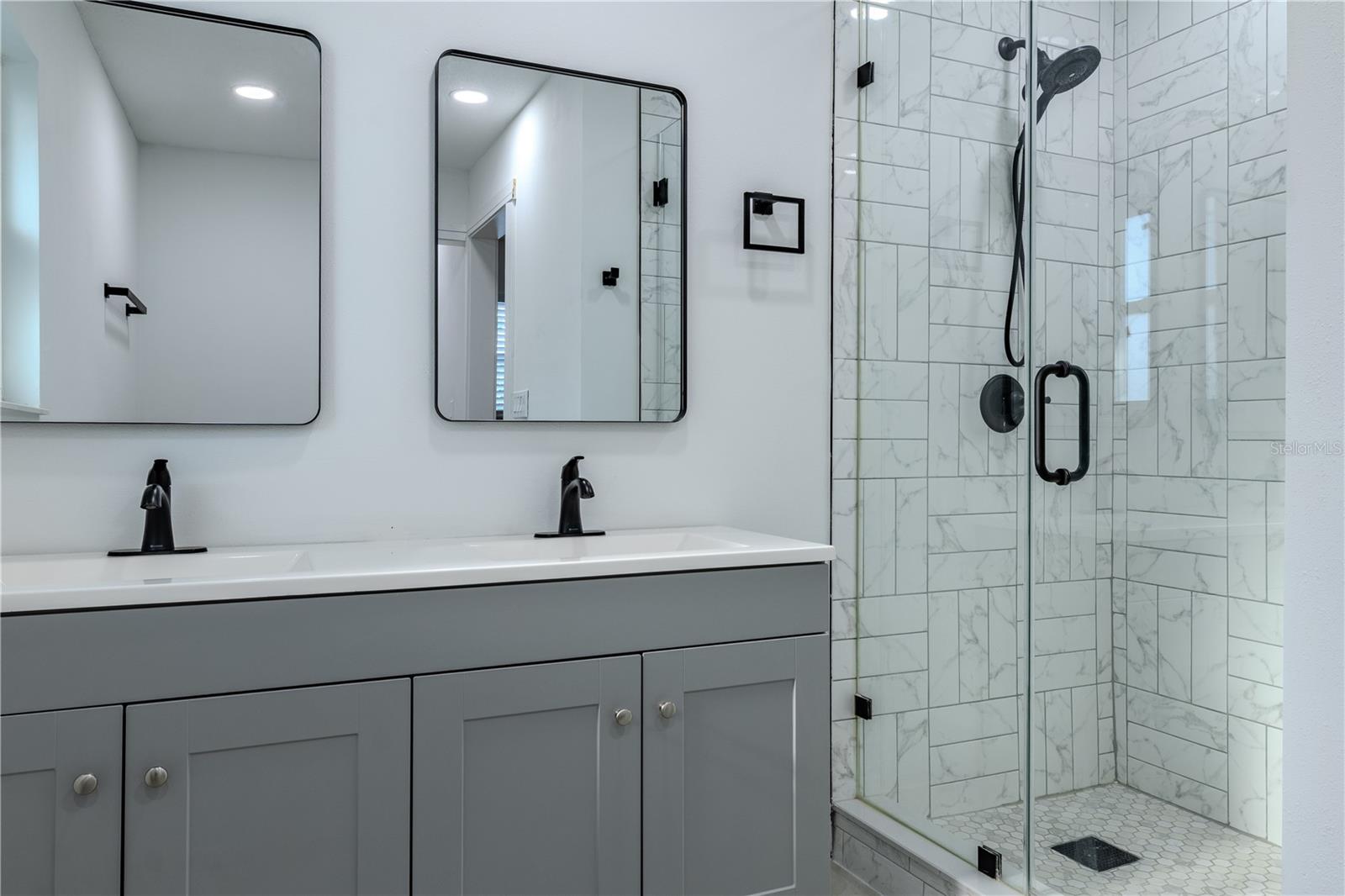 226 WILLOWICK AVE, TEMPLE TERRACE, FL, 33617