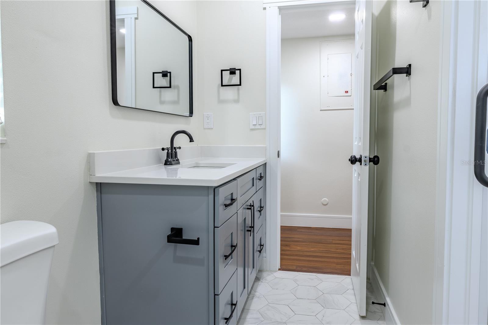 226 WILLOWICK AVE, TEMPLE TERRACE, FL, 33617