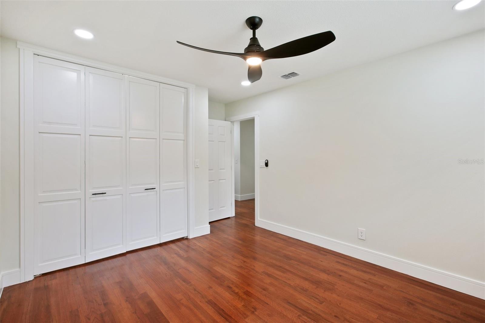 226 WILLOWICK AVE, TEMPLE TERRACE, FL, 33617