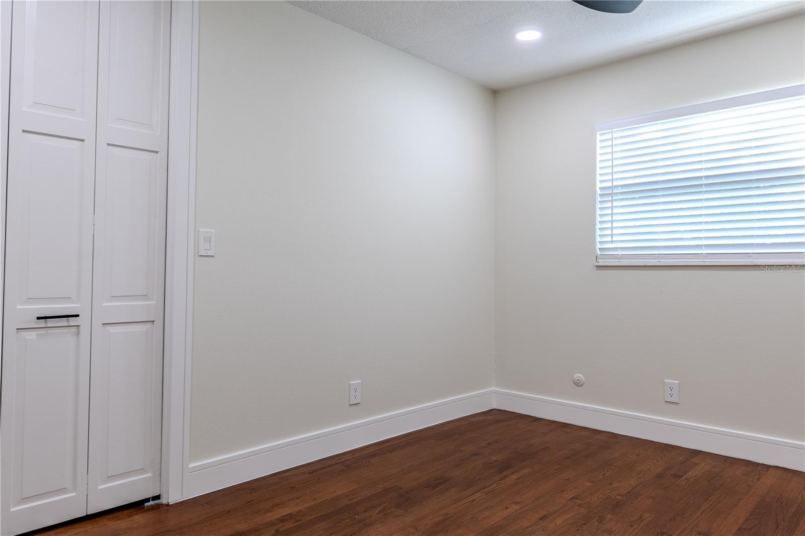 226 WILLOWICK AVE, TEMPLE TERRACE, FL, 33617