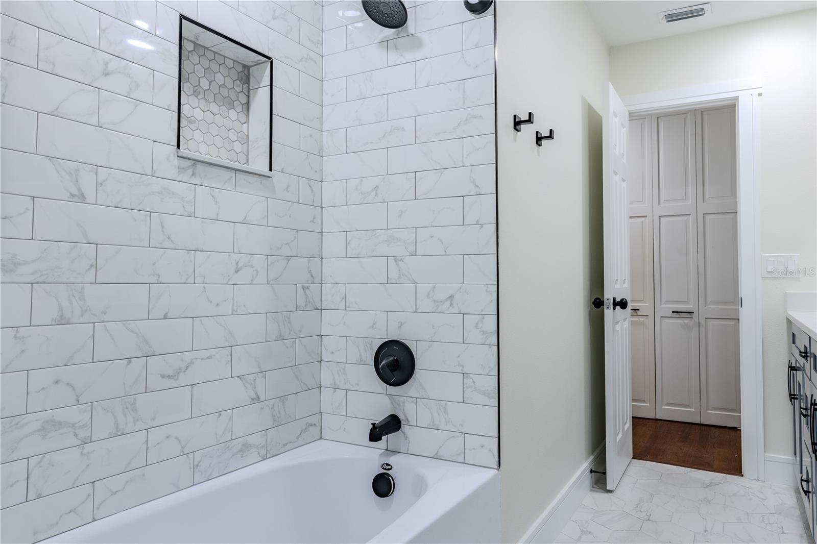 226 WILLOWICK AVE, TEMPLE TERRACE, FL, 33617