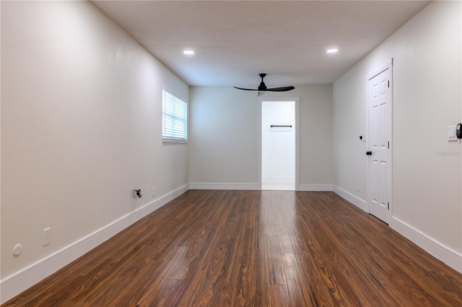 226 WILLOWICK AVE, TEMPLE TERRACE, FL, 33617