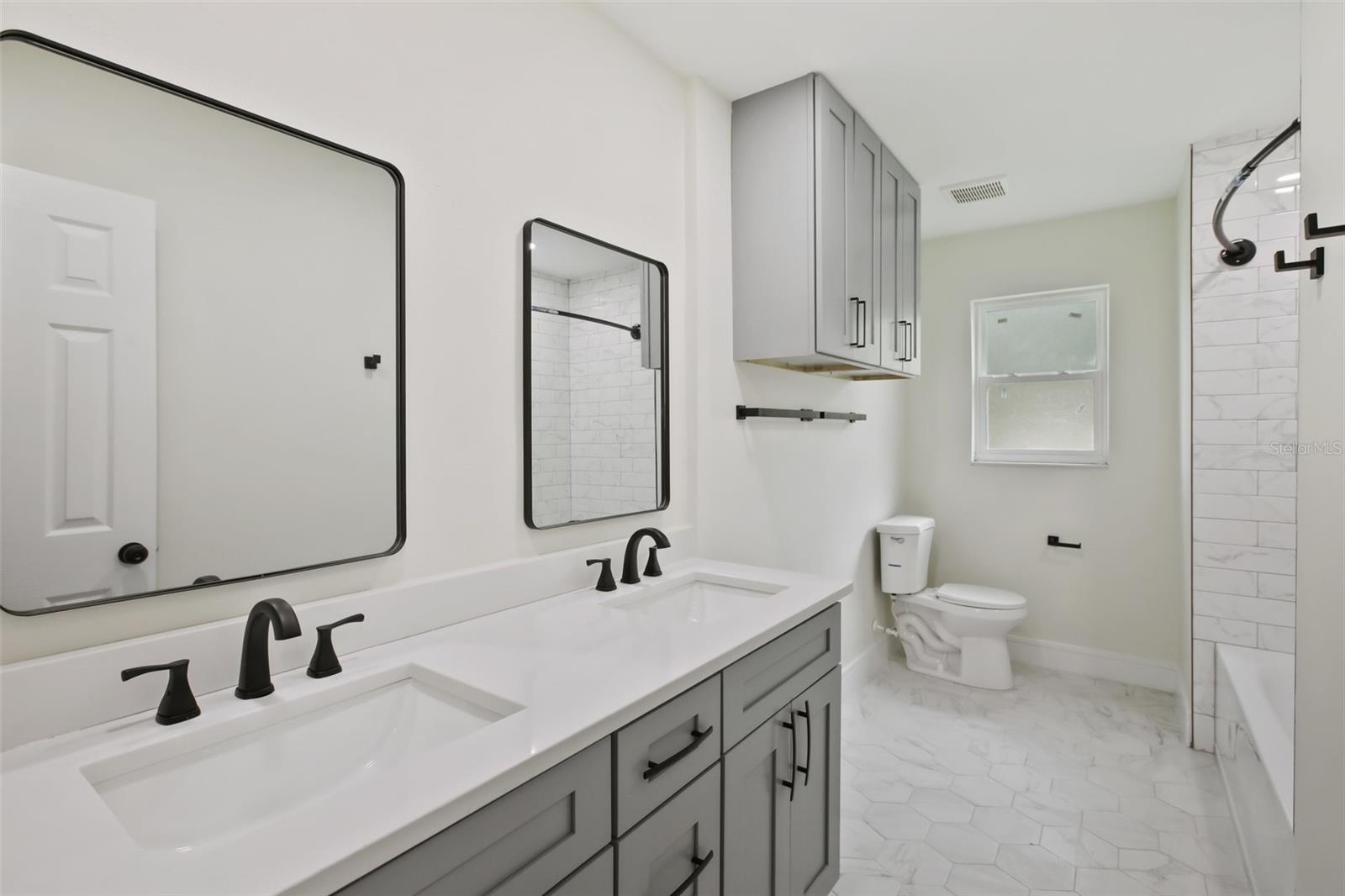 226 WILLOWICK AVE, TEMPLE TERRACE, FL, 33617