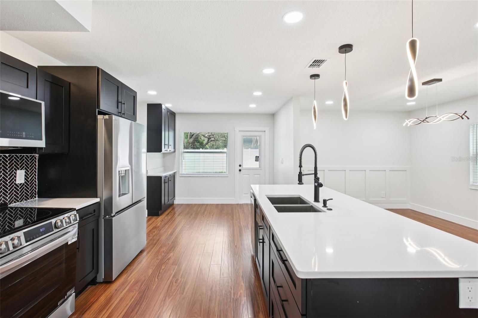 226 WILLOWICK AVE, TEMPLE TERRACE, FL, 33617