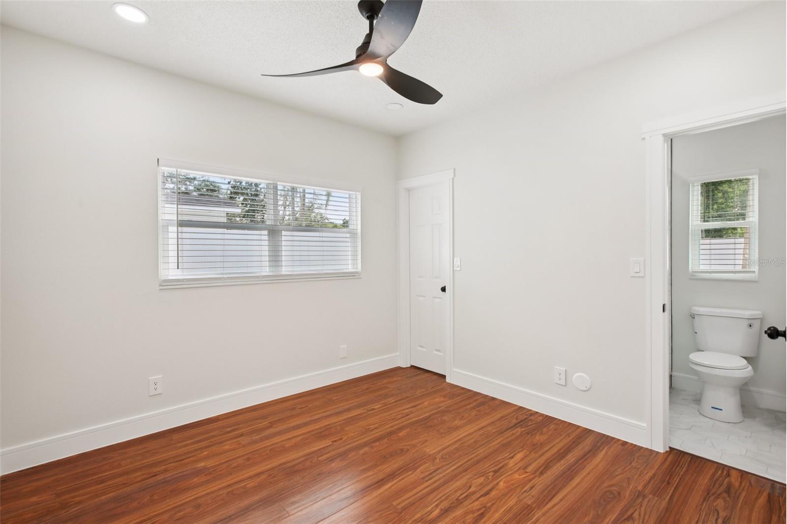 226 WILLOWICK AVE, TEMPLE TERRACE, FL, 33617