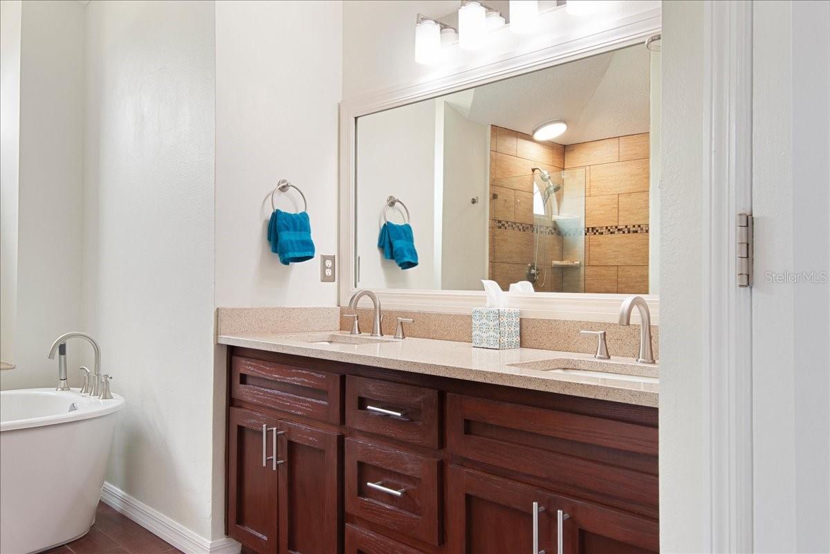 1008 MOCCASIN RUN RD, OVIEDO, FL, 32765