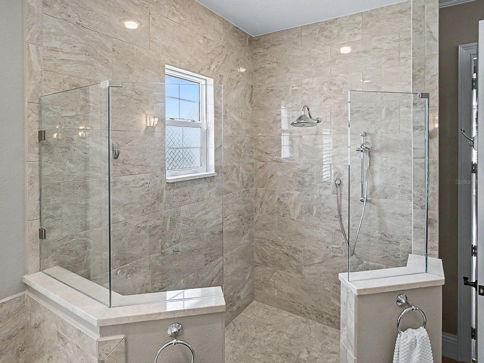 5517 MEADOW HILL LOOP, LADY LAKE, FL, 32159