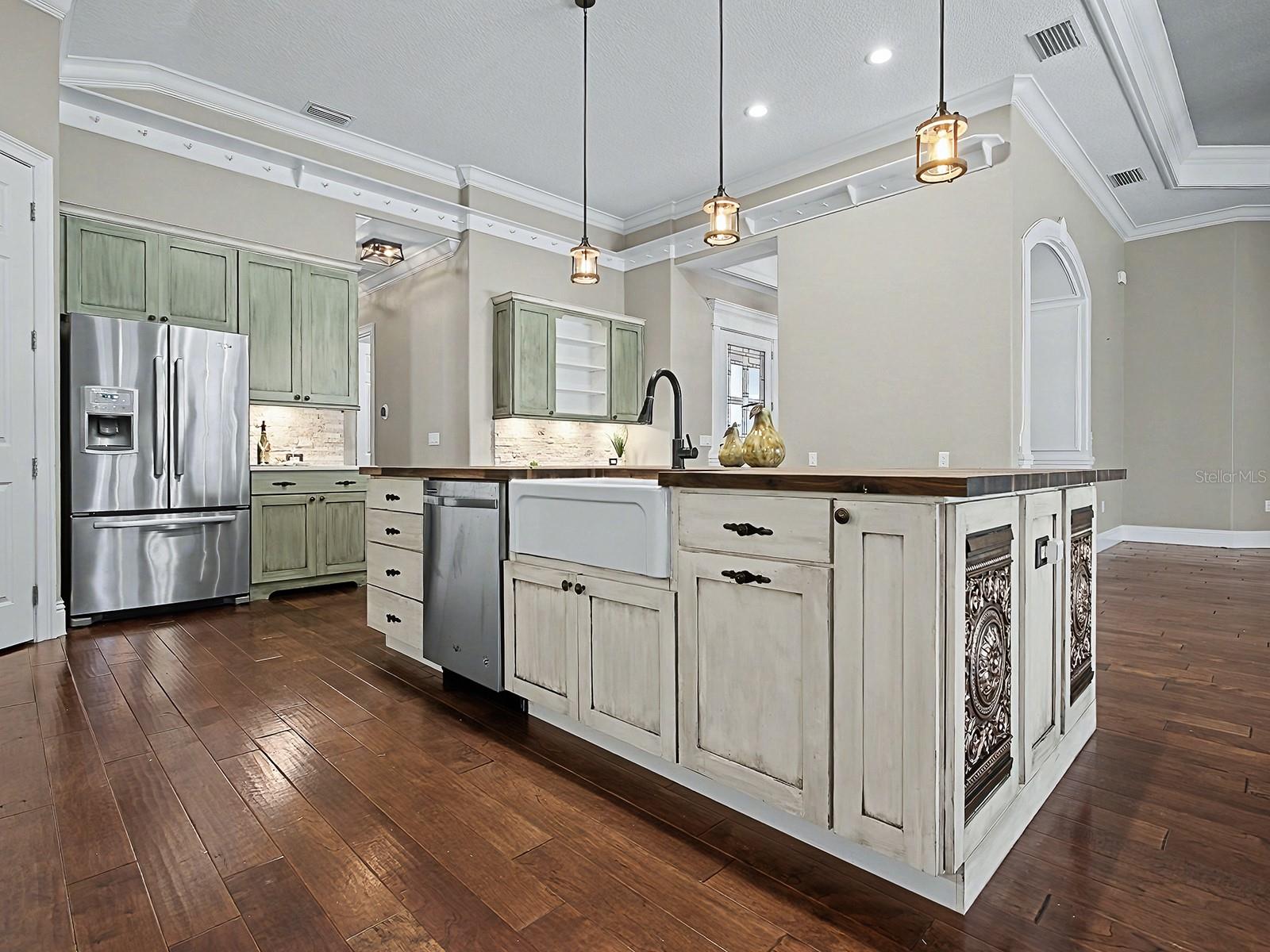 5517 MEADOW HILL LOOP, LADY LAKE, FL, 32159