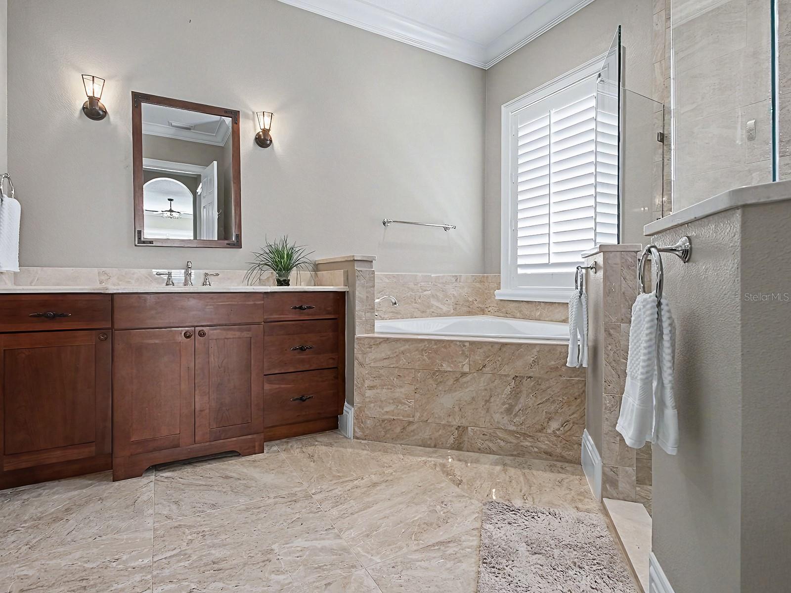 5517 MEADOW HILL LOOP, LADY LAKE, FL, 32159