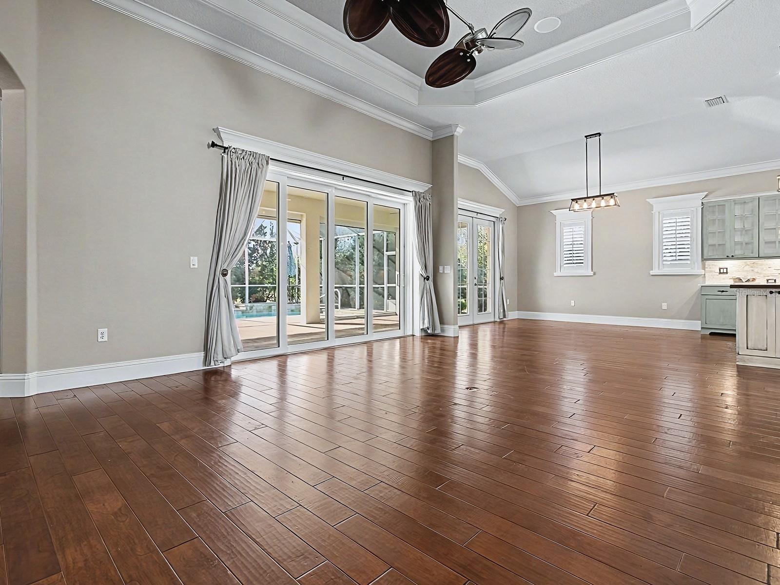 5517 MEADOW HILL LOOP, LADY LAKE, FL, 32159
