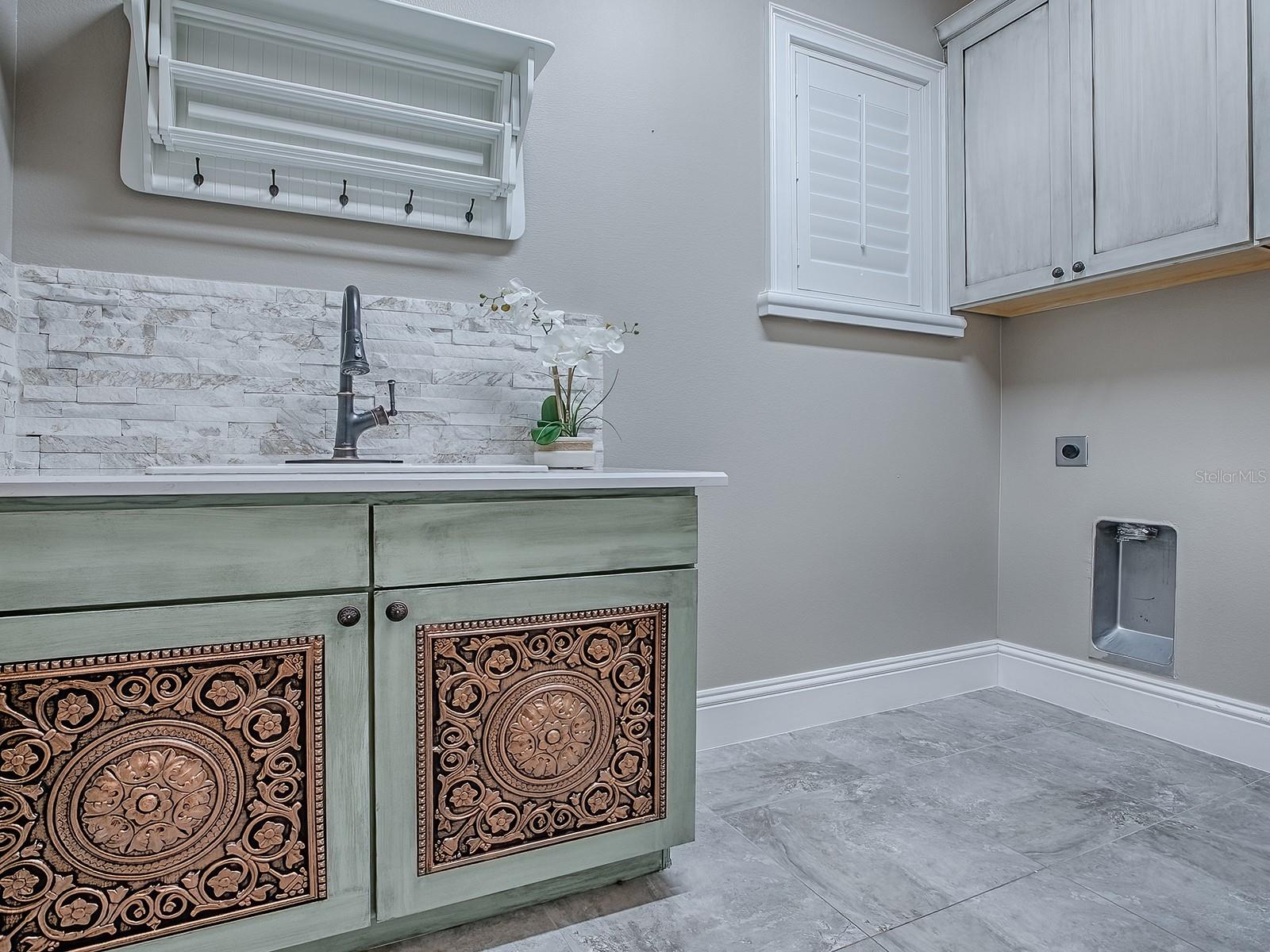 5517 MEADOW HILL LOOP, LADY LAKE, FL, 32159