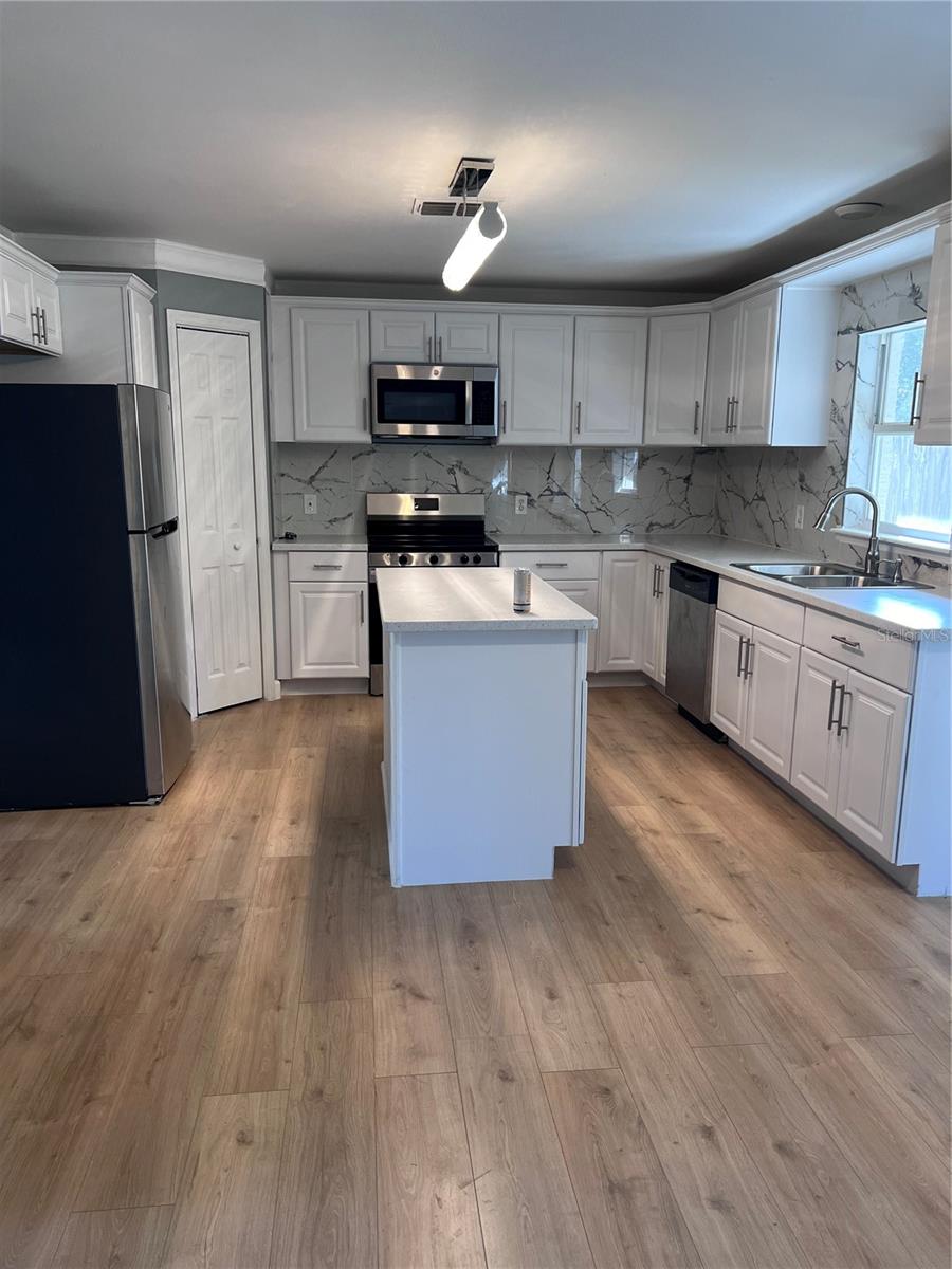 5410 TREIG LN, WESLEY CHAPEL, FL, 33545