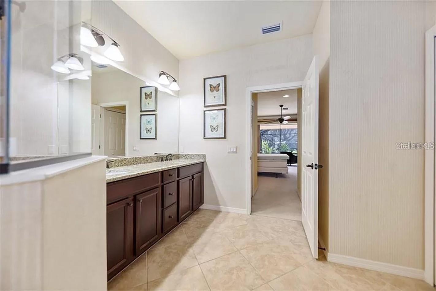 19640 COBBLESTONE CIR, VENICE, FL, 34292