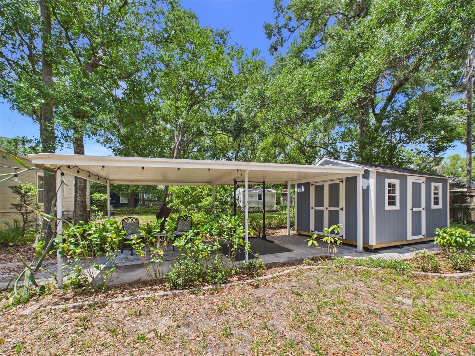 1210 E IDLEWILD AVE, TAMPA, FL, 33604