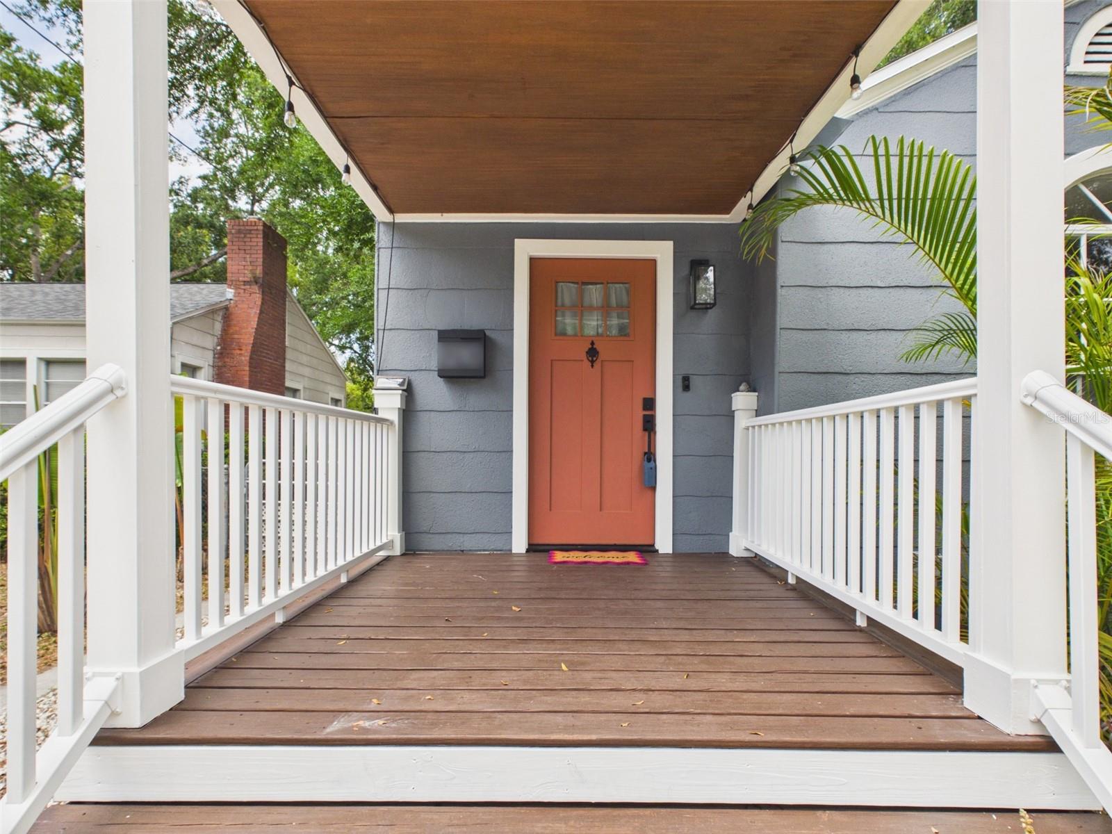 1210 E IDLEWILD AVE, TAMPA, FL, 33604