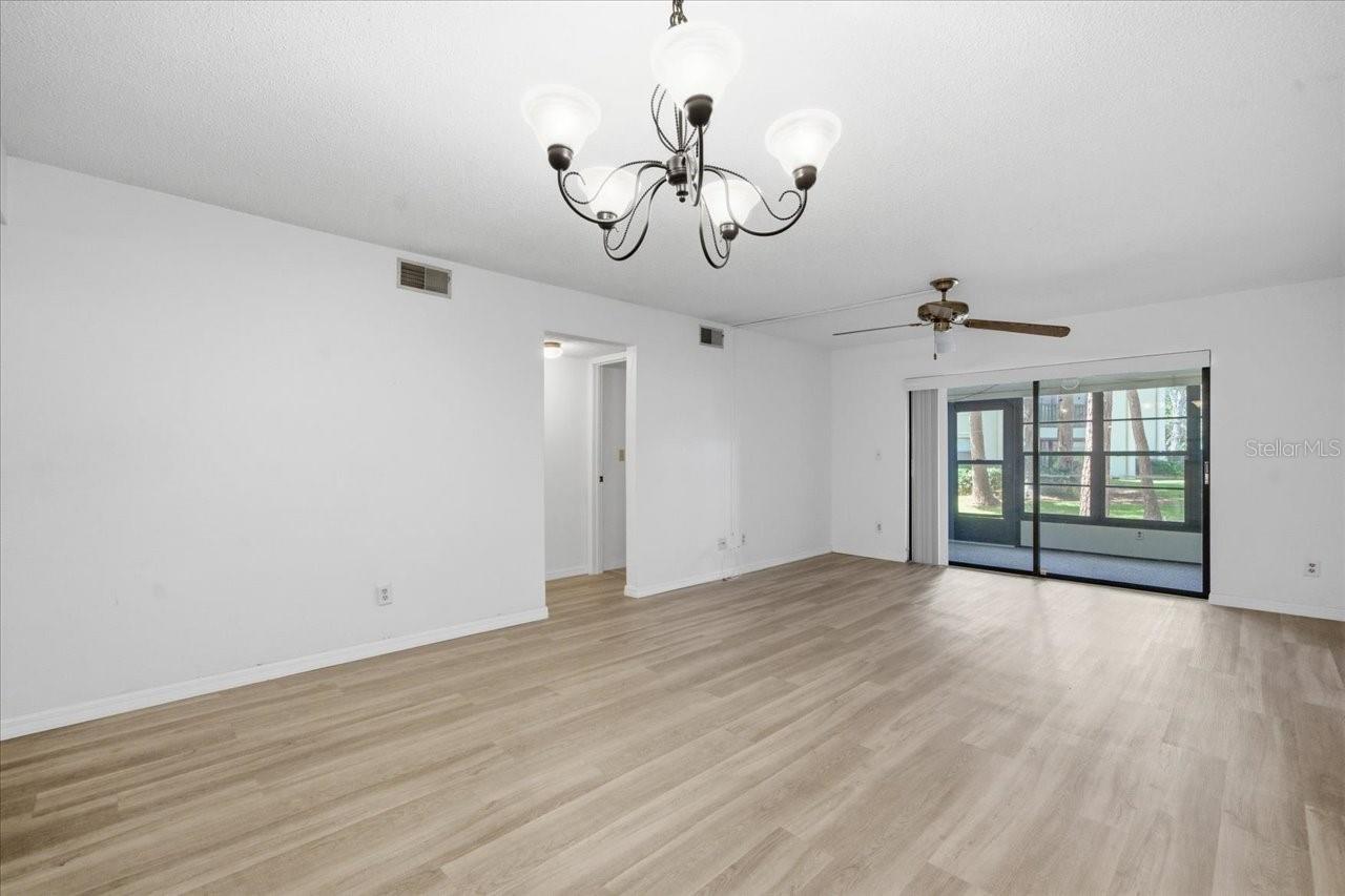 3399 MERMOOR DR #101, PALM HARBOR, FL, 34685