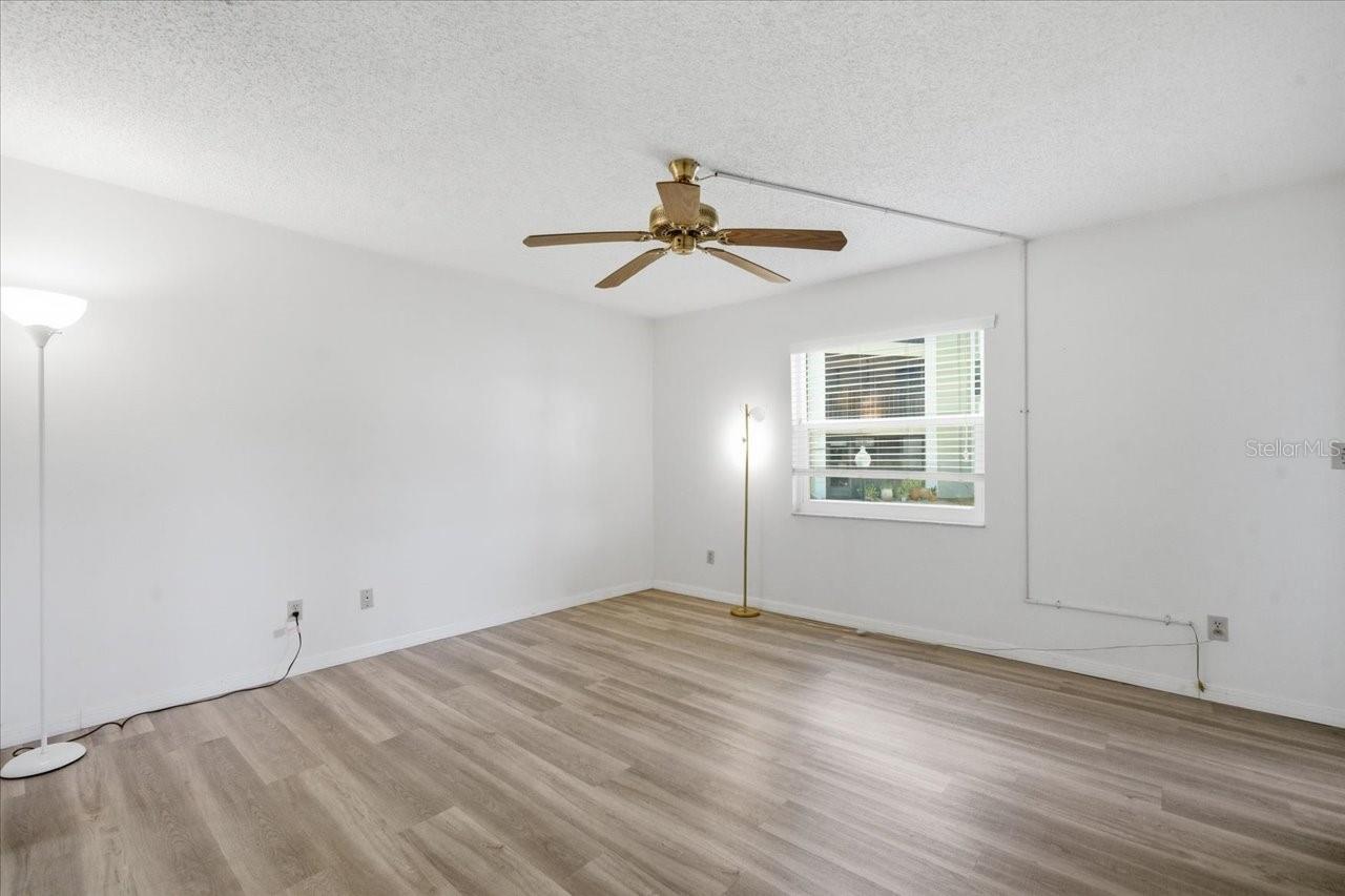 3399 MERMOOR DR #101, PALM HARBOR, FL, 34685