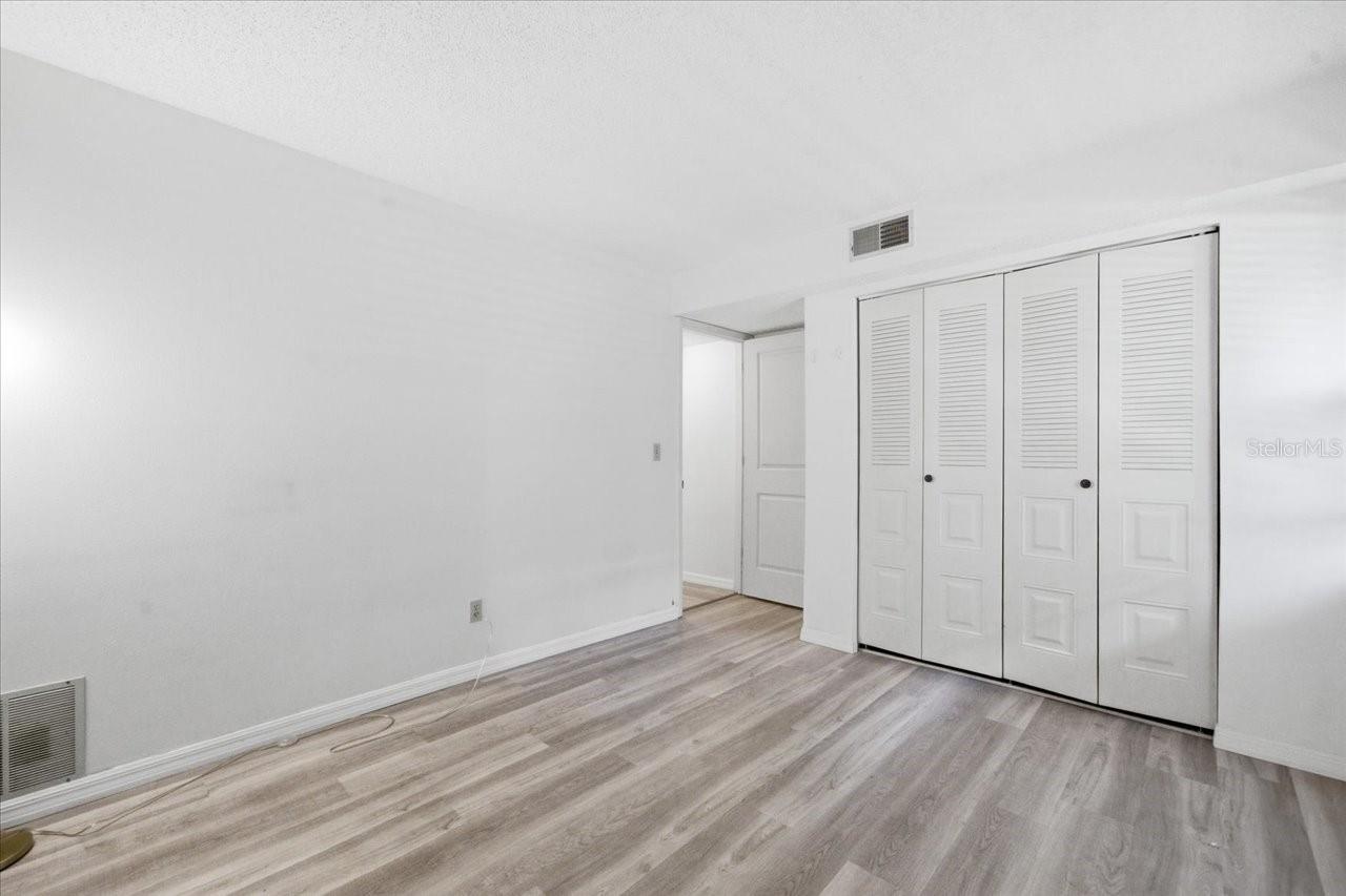 3399 MERMOOR DR #101, PALM HARBOR, FL, 34685