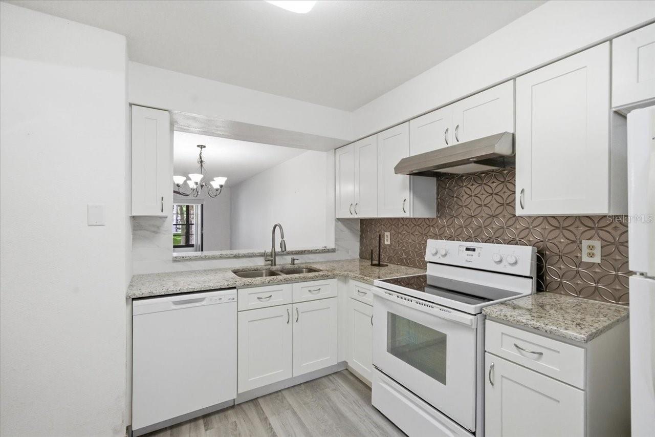 3399 MERMOOR DR #101, PALM HARBOR, FL, 34685