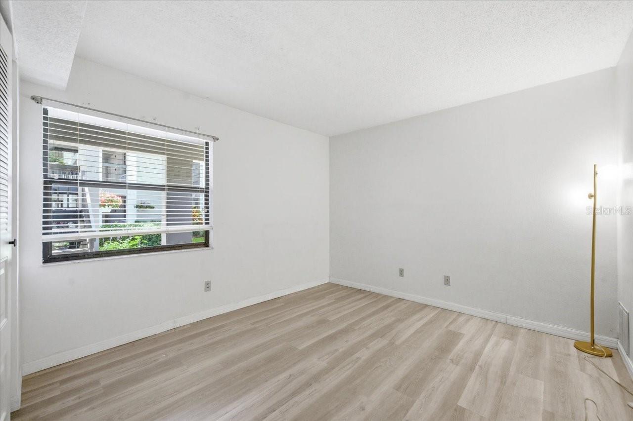 3399 MERMOOR DR #101, PALM HARBOR, FL, 34685