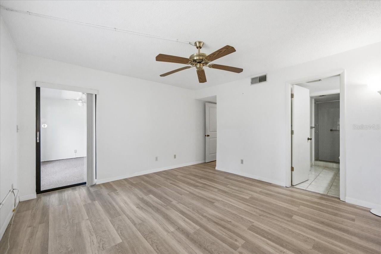 3399 MERMOOR DR #101, PALM HARBOR, FL, 34685