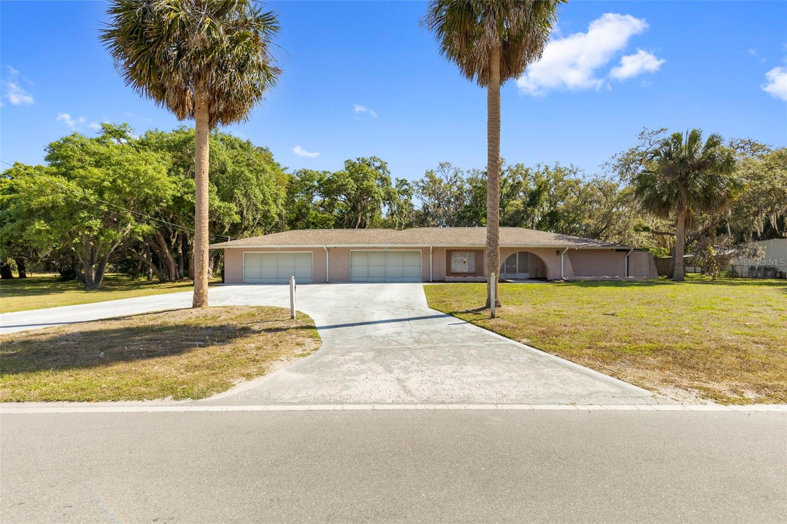 8976 LAKE DR, NEW PORT RICHEY, FL, 34654