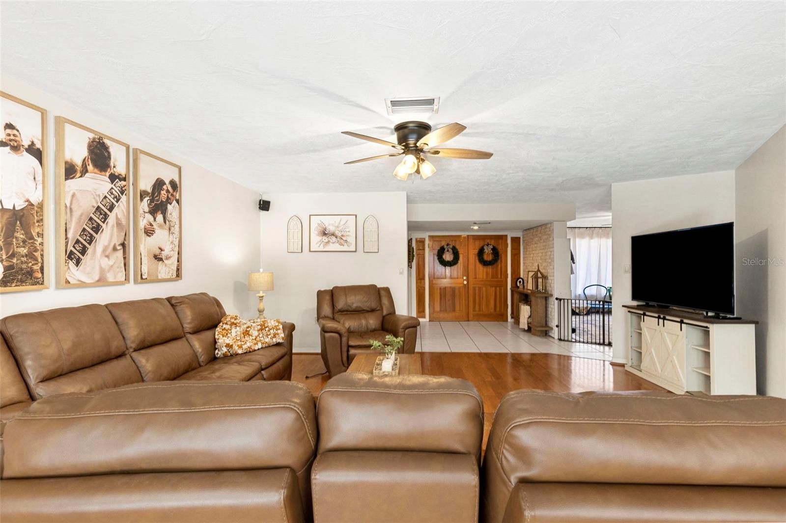 8976 LAKE DR, NEW PORT RICHEY, FL, 34654