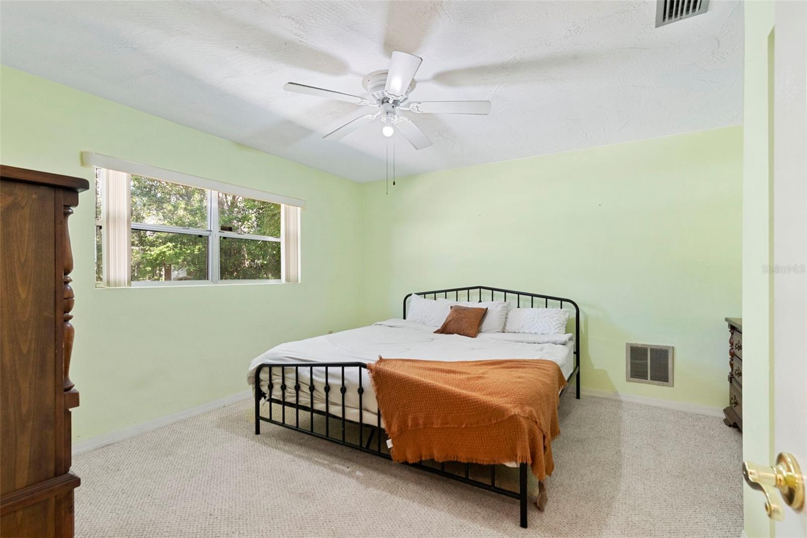 8976 LAKE DR, NEW PORT RICHEY, FL, 34654