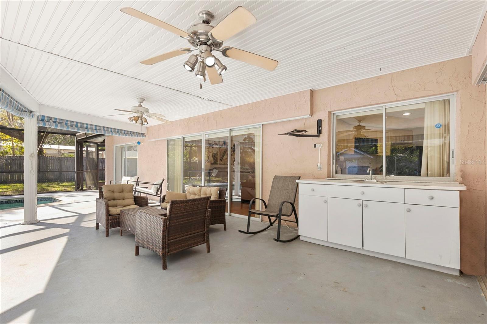 8976 LAKE DR, NEW PORT RICHEY, FL, 34654