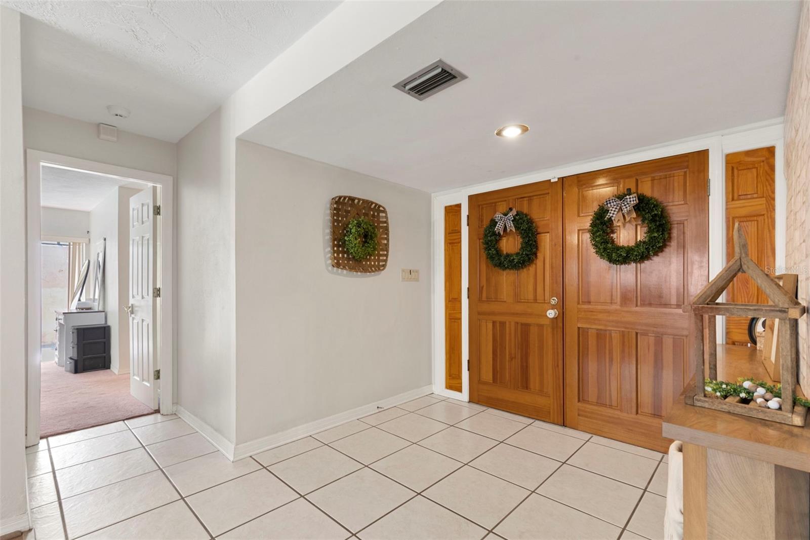 8976 LAKE DR, NEW PORT RICHEY, FL, 34654